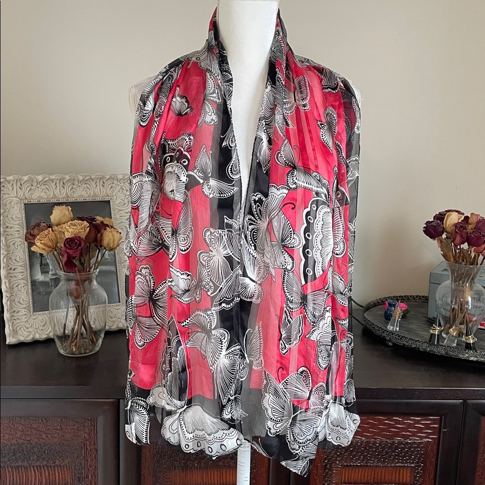 Vintage Carlisle 100% Silk Butterfly Scarf